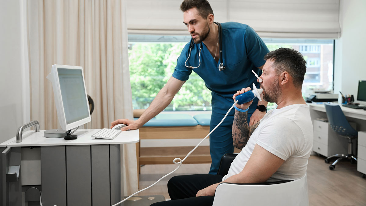 Ärztlicher Gesundheits-Check - Lungenfunktionstest