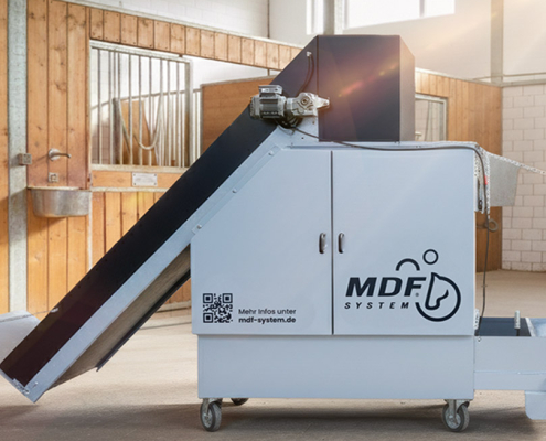 Der MDF®-Automat von MDF®-System in einem modernen Pferdestall